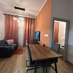 Apartamento New Comfortable With Patio On Klimeckiego Street *