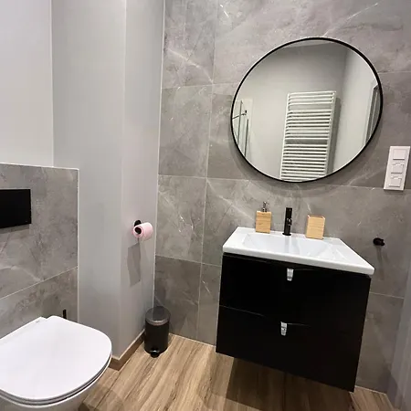 New Comfortable With Patio On Klimeckiego Street Apartment *