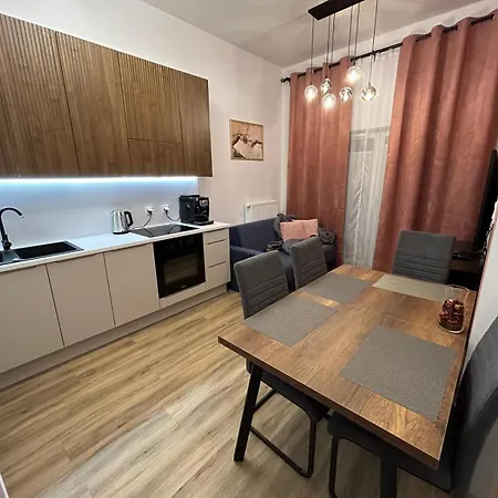 New Comfortable With Patio On Klimeckiego Street Appartement *